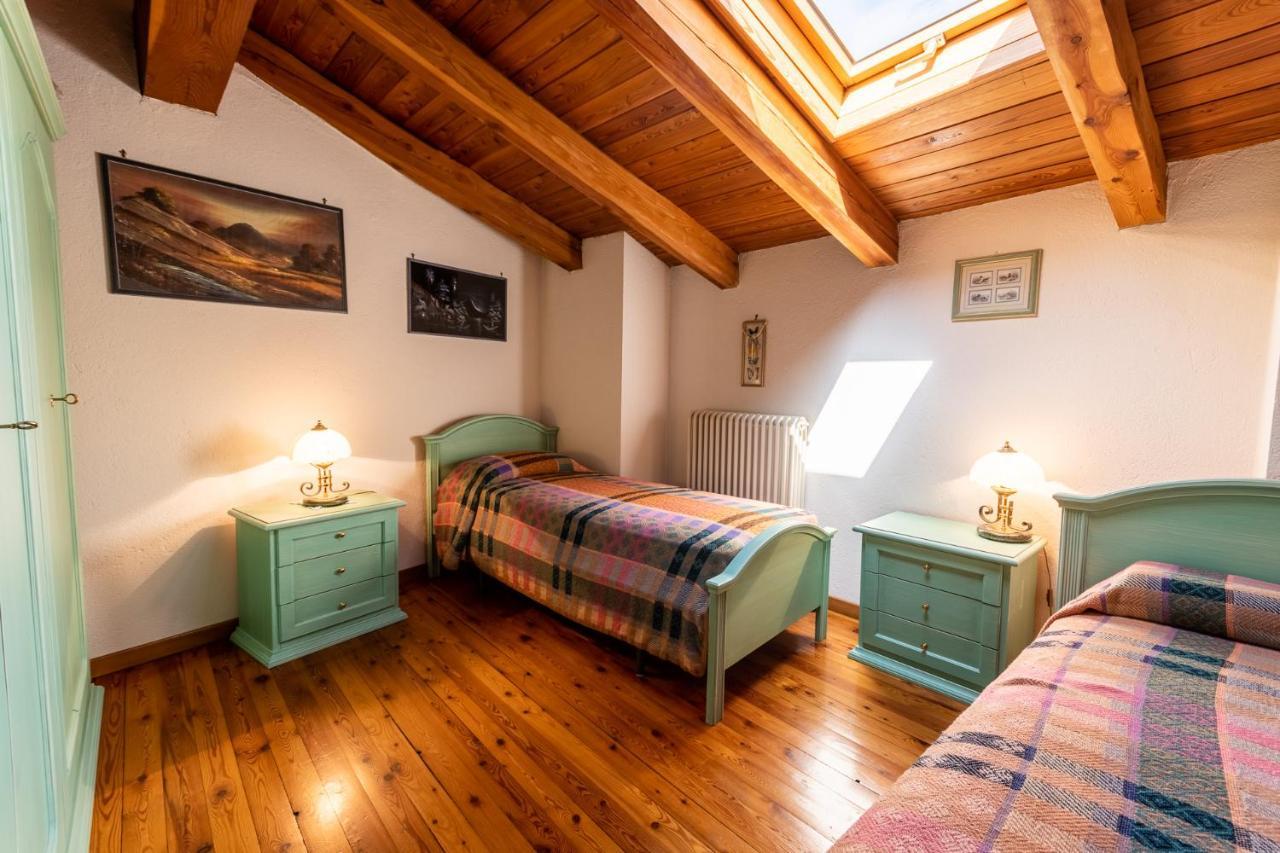 Woodstone Villa Aosta Buitenkant foto